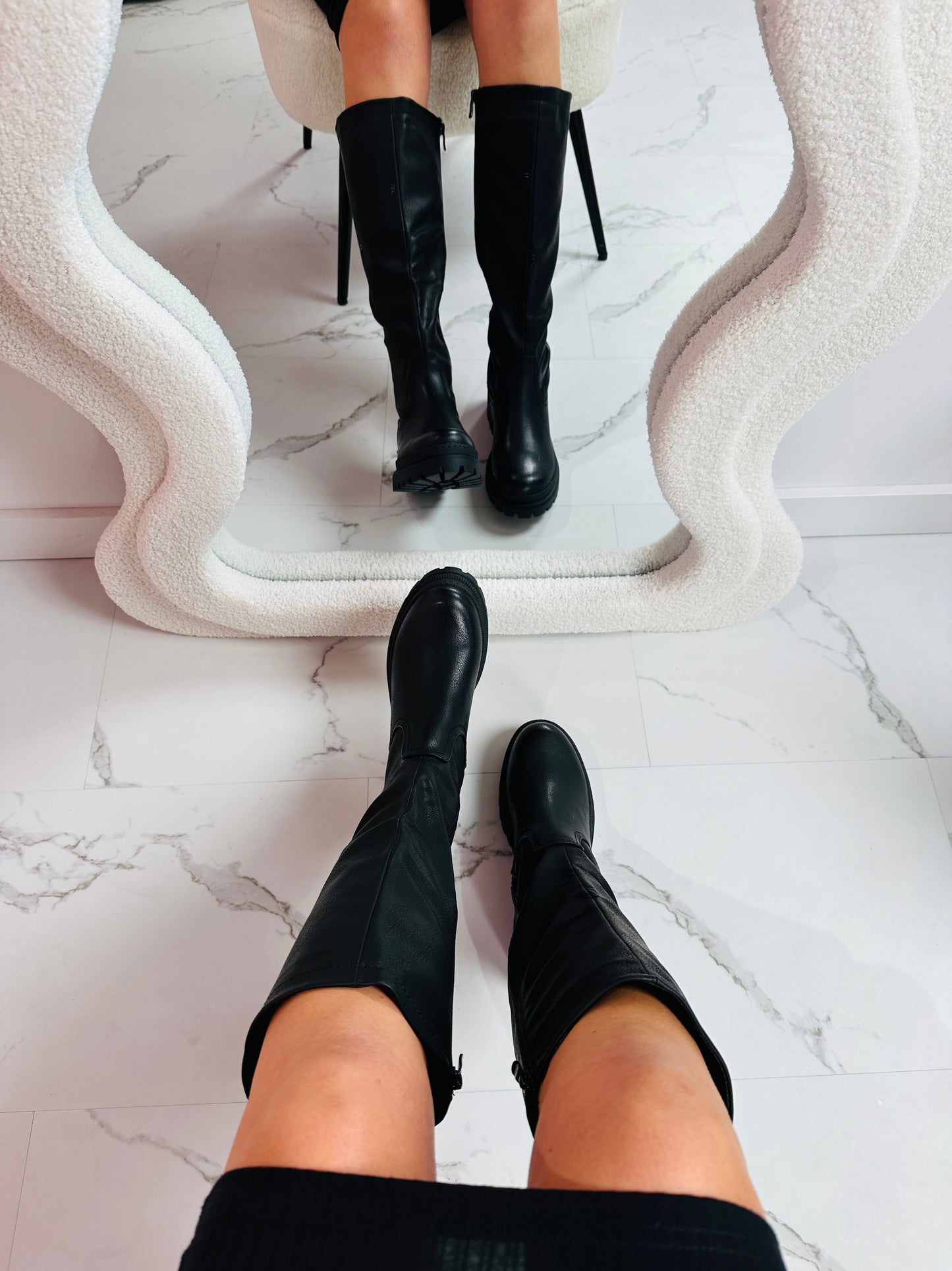 Anett | Magas Csizma Elegáns