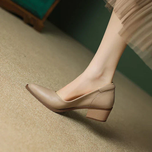 Michela | Elegáns Közepes Sarkú Cipő